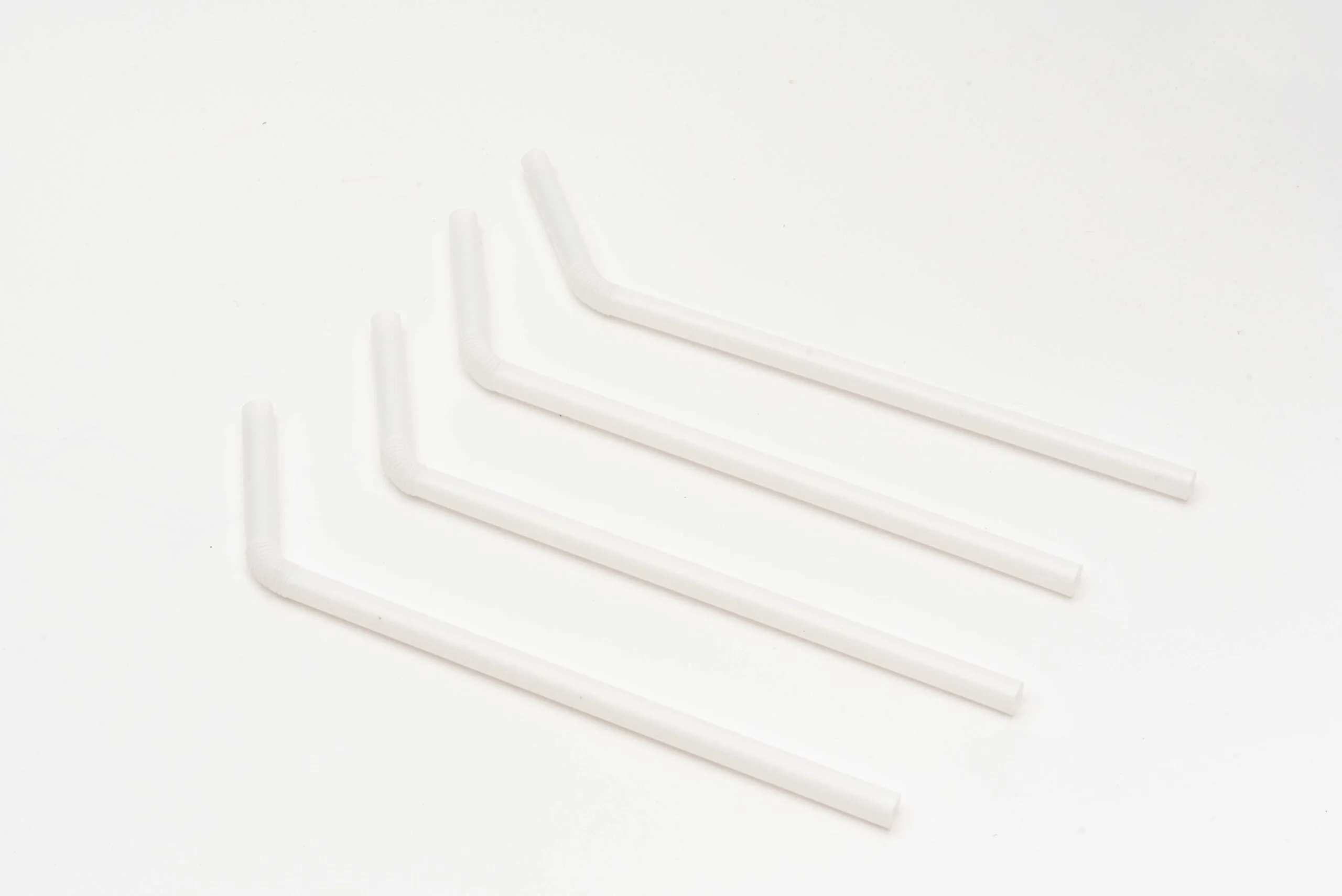 Image of white PLA blend Straws with Round Tip, perfect for enjoying milkshakes.