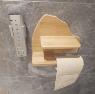 Toilet paper: Made from 100% bamboo pulp, natural color, healthy, and environmentally friendly. Bamboo fibers are unbleached, skin-friendly, and non-irritating. Unique 3D, air-cushioned embossing. Free from harmful chemical additives, suitable for children and pregnant women.